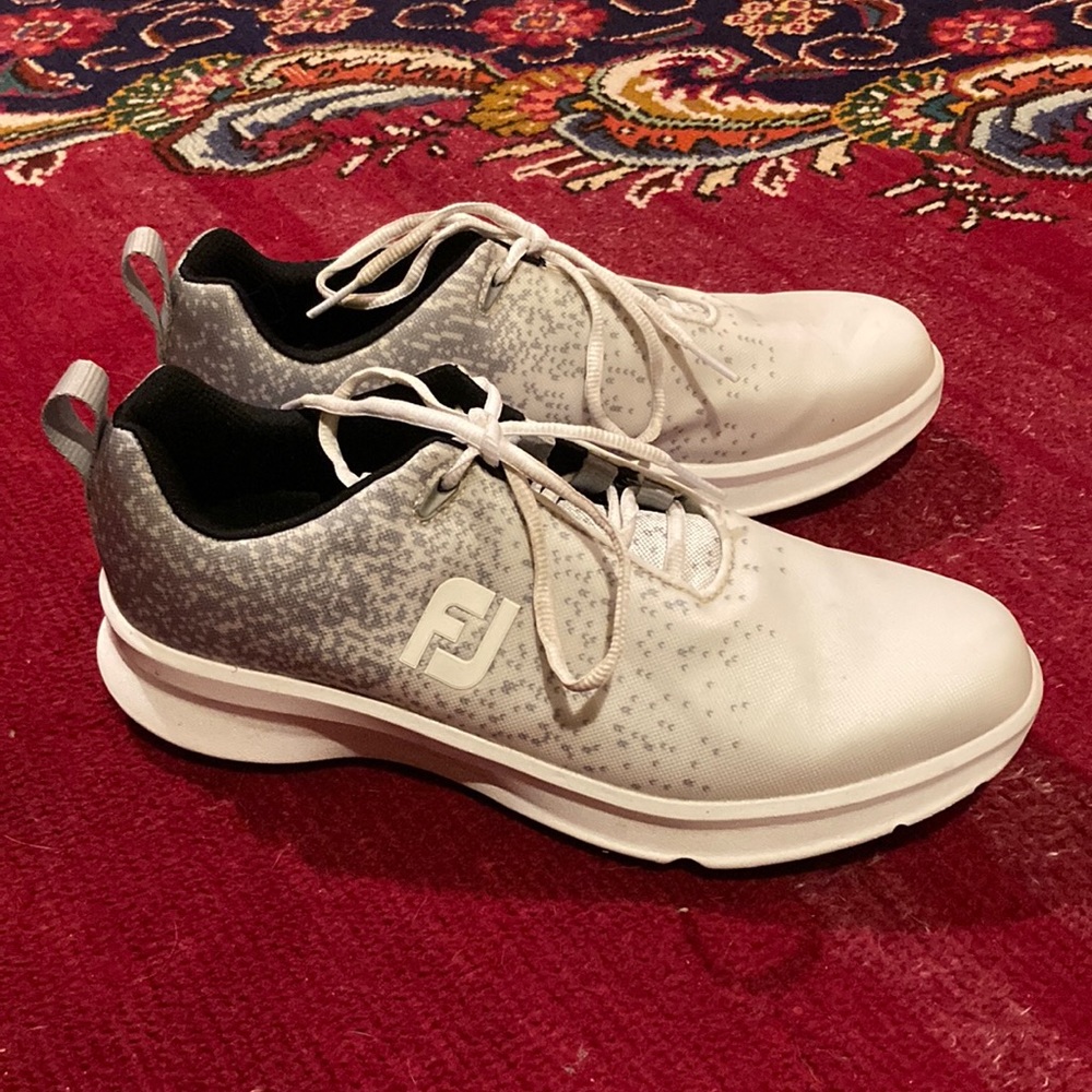 Footjoy Ladies Leisure Shoe White Silver 10